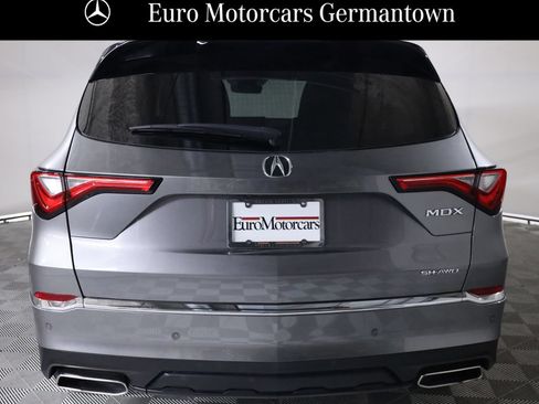 Used 2023 Acura MDX SH-AWD w/ Technology Package image 5