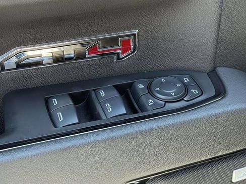 Certified 2024 GMC Sierra 1500 AT4 w/ AT4 Preferred Package AWD/4WD image 9