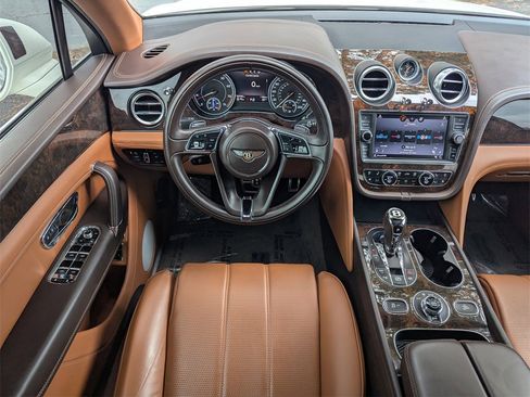 Used 2019 Bentley Bentayga image 7