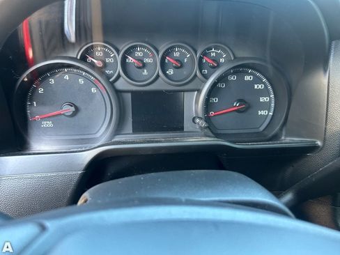 Used 2020 Chevrolet Silverado 1500 Custom Trail Boss w/ Custom Convenience Package AWD/4WD image 9