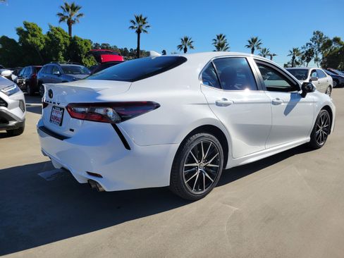 Certified 2024 Toyota Camry SE image 5