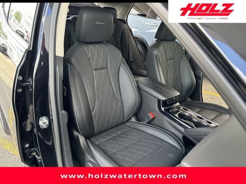 Certified 2023 Buick Envision Avenir AWD/4WD image 26