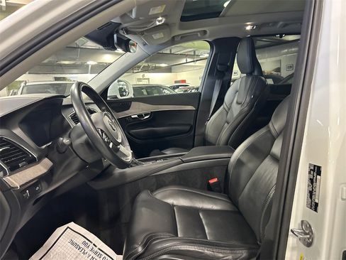Certified 2022 Volvo XC90 T6 Inscription w/ Climate Package image 10