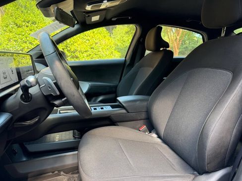 Used 2023 Hyundai Ioniq 6 SE RWD image 6