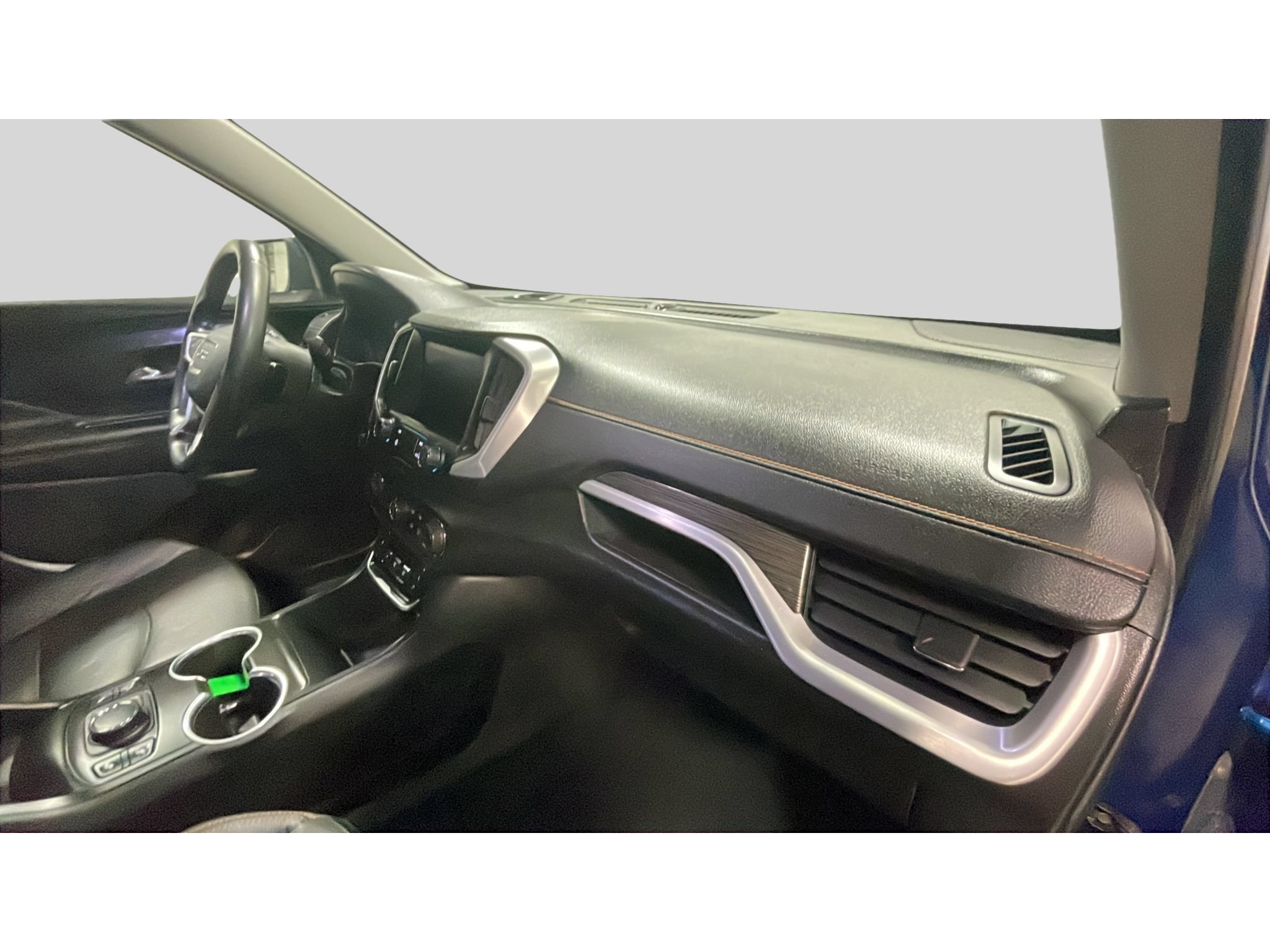 Used 2020 GMC Terrain SLT AWD/4WD image 17