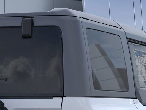 New 2025 Ford Bronco Outer Banks w/ Sasquatch Package image 25