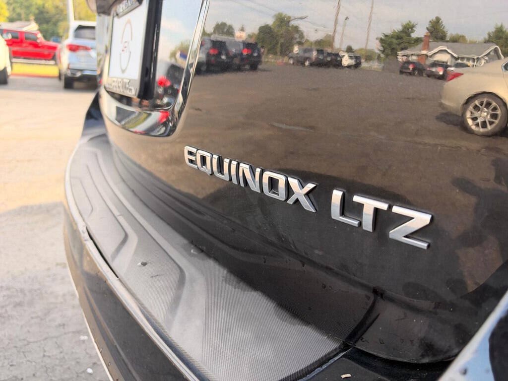 Used 2016 Chevrolet Equinox LTZ w/ Enhanced Convenience Package FWD image 23
