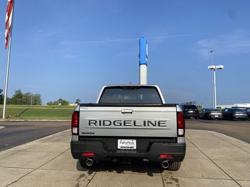 New 2026 Honda Ridgeline RTL image 9