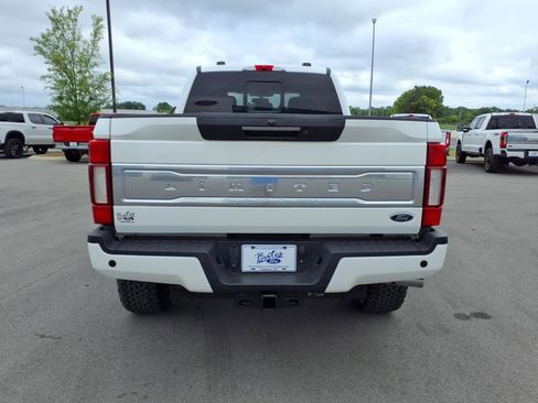Used 2020 Ford F250 Limited image 4