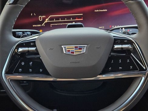 New 2026 Cadillac Escalade ESV Luxury image 17