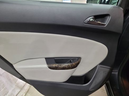 Used 2013 Buick Verano Convenience image 38