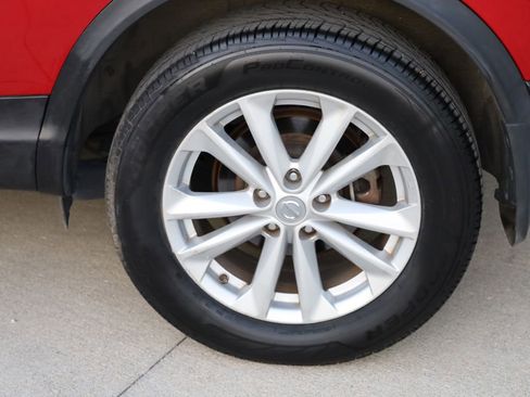 Used 2017 Nissan Rogue Sport SV image 31