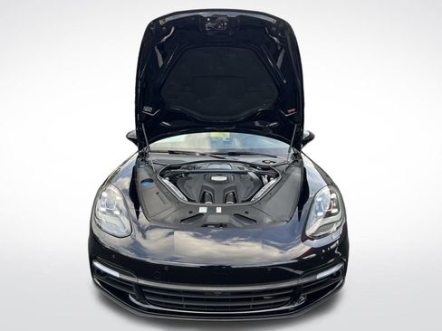 Used 2018 Porsche Panamera 4S image 18