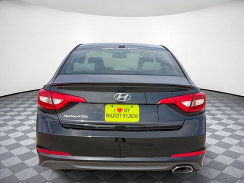 Used 2016 Hyundai Sonata SE w/ Cargo Package FWD image 11