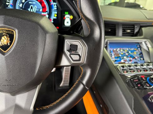 Used 2017 Lamborghini Aventador S image 25