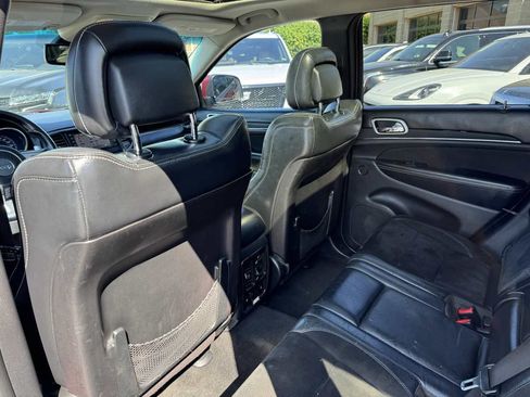 Used 2012 Jeep Grand Cherokee SRT8 w/ Luxury Group II AWD/4WD image 47