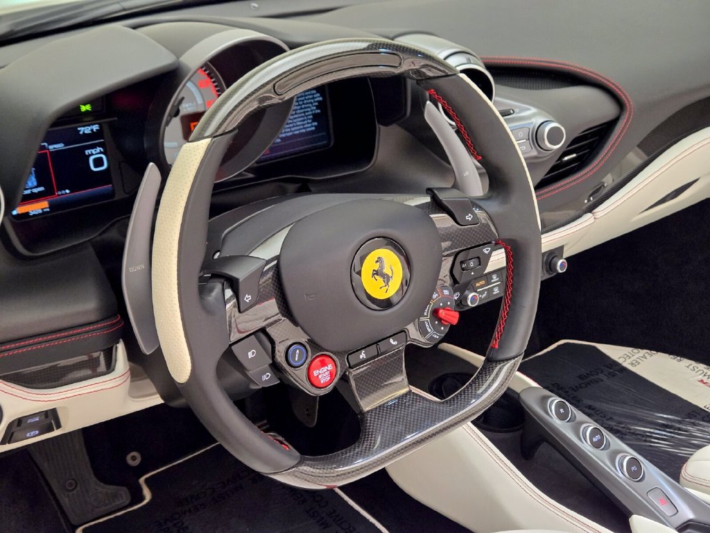 Used 2022 Ferrari F8 Tributo RWD image 33