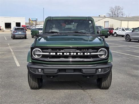 Certified 2023 Ford Bronco Outer Banks image 8