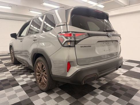 Used 2025 Subaru Forester Sport AWD/4WD image 3