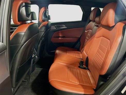 Used 2023 Kia Sportage SX image 24