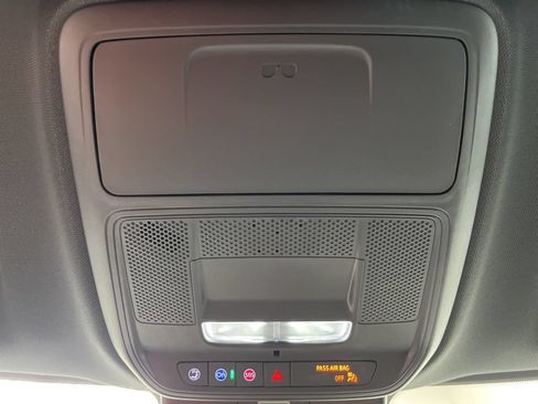 New 2026 GMC Acadia Elevation w/ Elevation Premium Package FWD image 21