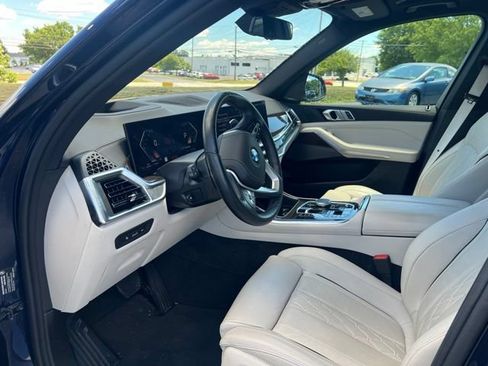 Used 2026 BMW X5 xDrive40i AWD/4WD image 8