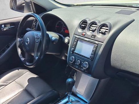 Used 2011 Nissan Altima Hybrid Sedan w/ Premium Pkg FWD image 24