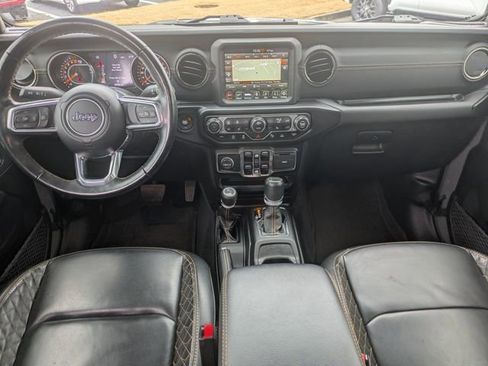 Used 2022 Jeep Gladiator Overland image 15
