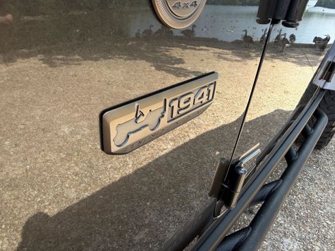 Used 2016 Jeep Wrangler Unlimited Sahara AWD/4WD image 18