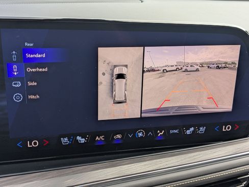 Certified 2025 Chevrolet Tahoe Premier AWD/4WD image 25