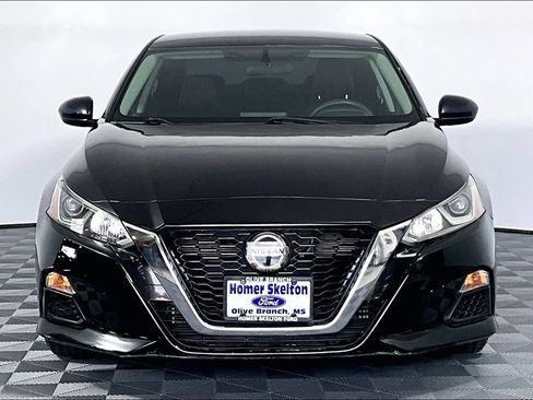 Used 2019 Nissan Altima 2.5 S FWD image 3