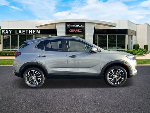 Certified 2023 Buick Encore GX Select image 6
