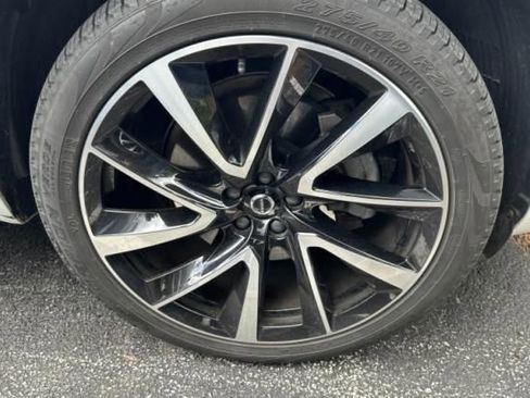 Used 2023 Volvo XC90 B6 Plus w/ Protection Package AWD/4WD image 8