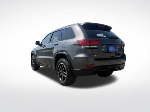 Used 2019 Jeep Grand Cherokee Trailhawk w/ Trailhawk Luxury Group AWD/4WD image 7