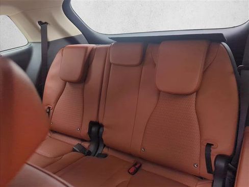 Used 2024 Kia Carnival SX Prestige FWD image 24