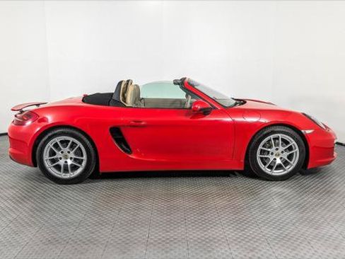 Used 2015 Porsche Boxster RWD image 9