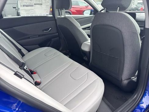 New 2026 Hyundai Elantra Limited FWD image 12