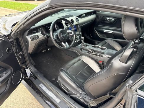 Used 2021 Ford Mustang Premium RWD image 18