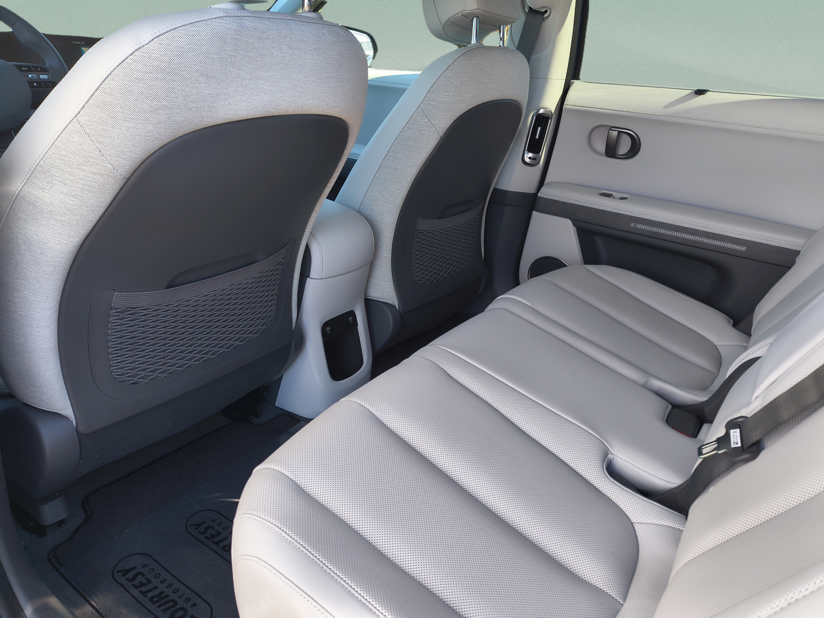 New 2027 Hyundai Ioniq 5 Limited RWD image 13