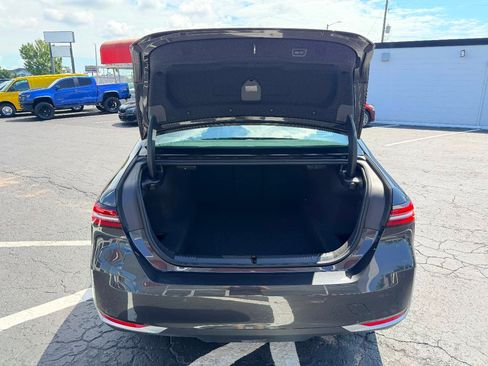 Used 2025 BMW 530i RWD image 6