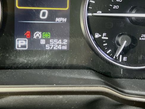 Used 2024 Subaru Outback Touring AWD/4WD image 12