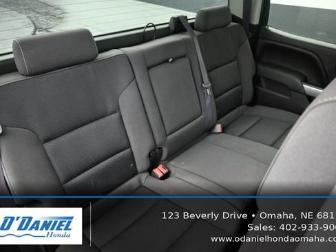 Used 2017 Chevrolet Silverado 1500 LT w/ All Star Edition AWD/4WD image 38