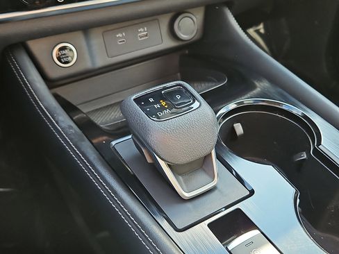 Certified 2023 Nissan Rogue SL w/ SL Premium Package image 15