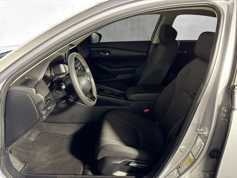 Used 2023 Honda Accord LX image 11