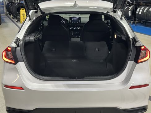 Used 2023 Honda Civic Sport image 6