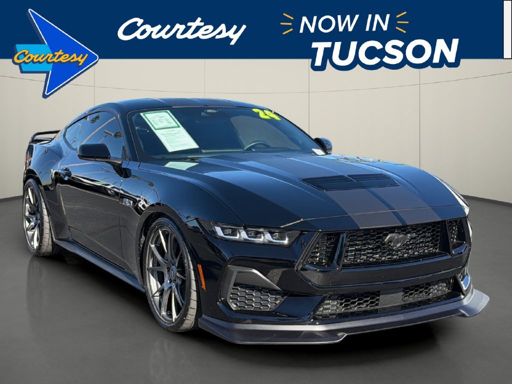 Used 2024 Ford Mustang GT RWD image 1