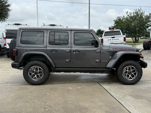 New 2026 Jeep Wrangler Unlimited Rubicon AWD/4WD image 3