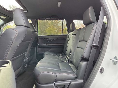 Certified 2022 Honda Passport TrailSport image 10