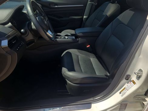 Certified 2023 Nissan Altima 2.5 SL FWD image 15