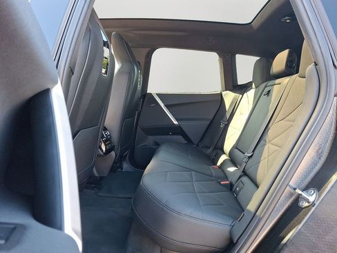 Used 2025 BMW iX xDrive50 image 8